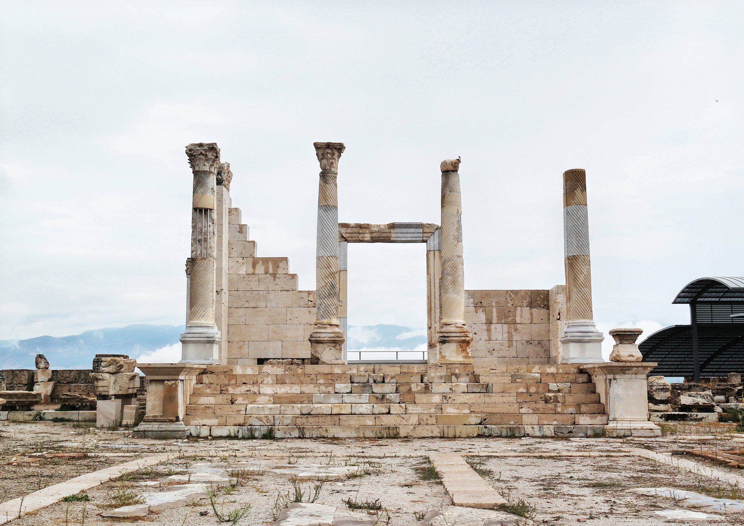 Laodikeia Antik Kenti Nerede – Giriş Ücreti ve Gezi Rehberi